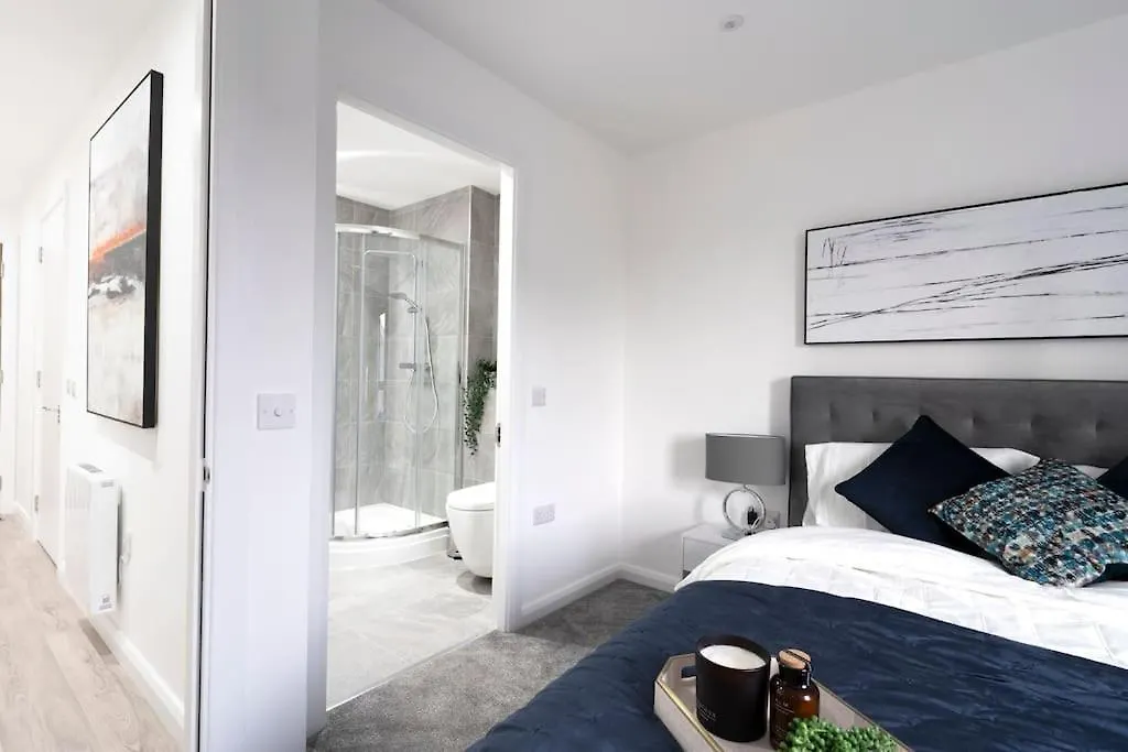 City Centre Apt - Sleeps 6 - Heart Of Belfast Apartment